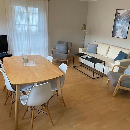 Modern Eingerichtete Wohnung Mit 2 Schlafzimmern برغن المظهر الخارجي الصورة