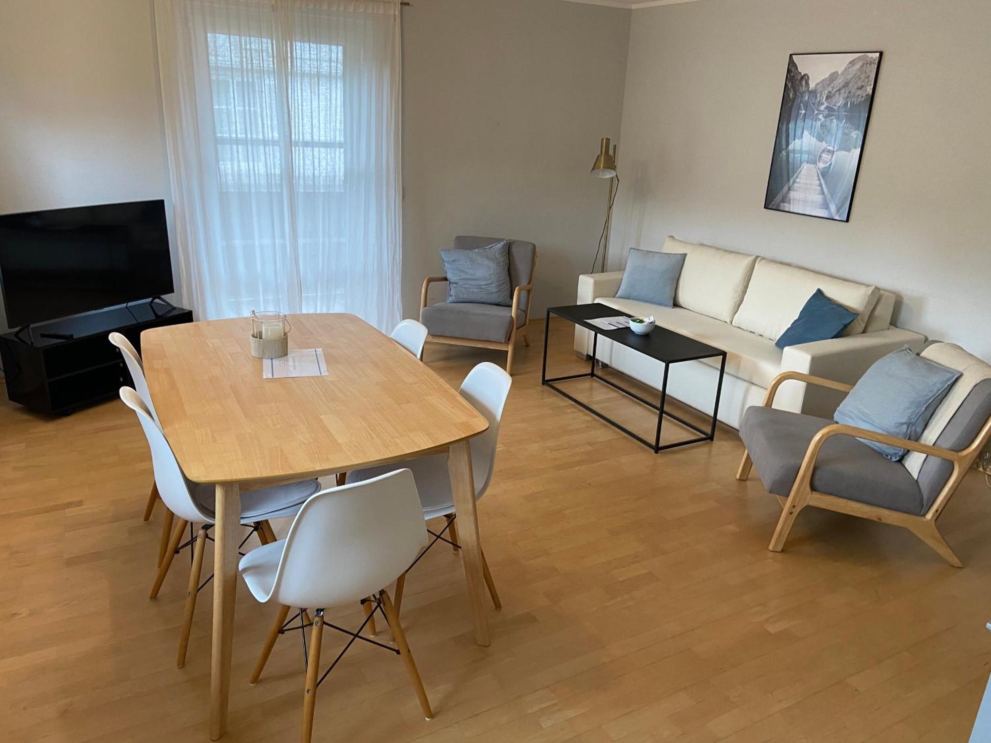 Modern Eingerichtete Wohnung Mit 2 Schlafzimmern برغن المظهر الخارجي الصورة